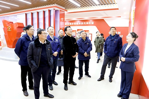 市國(guó)資委、市國(guó)控集團(tuán)和銅化集團(tuán)開(kāi)展黨支部黨建聯(lián)建活動(dòng)